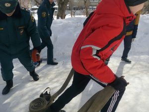 Дружина Юных Пожарных из МАОУ СШ 3