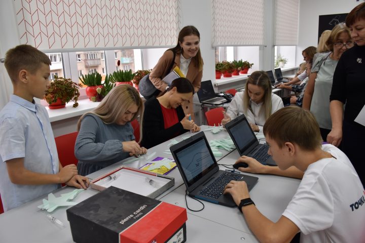 Центр "Точка Роста" на Муниципальном Фестивале педагогических и управленческих практик "Иммерсивный театр"